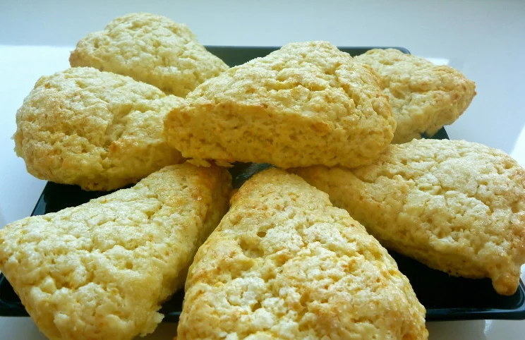 Скони лимонні